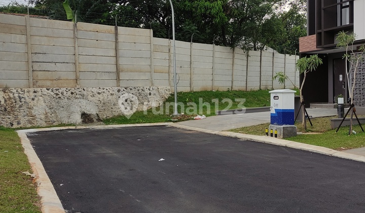 Rumah Modern di Tangerang, Luas Dan Murah, 180 Sqm 2