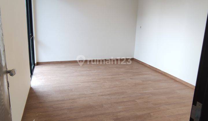 Rumah Modern di Tangerang, Luas Dan Murah, 180 Sqm 26