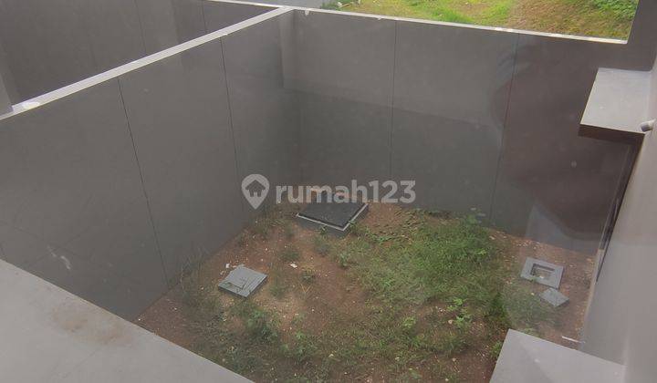 Rumah Modern di Tangerang, Luas Dan Murah, 180 Sqm 27