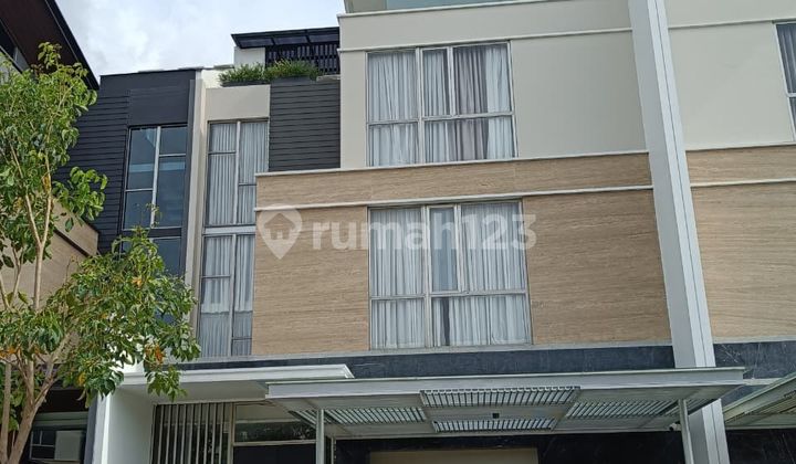 Dijual - Rumah Cluster Signature 4 Lantai Ukuran 10X35