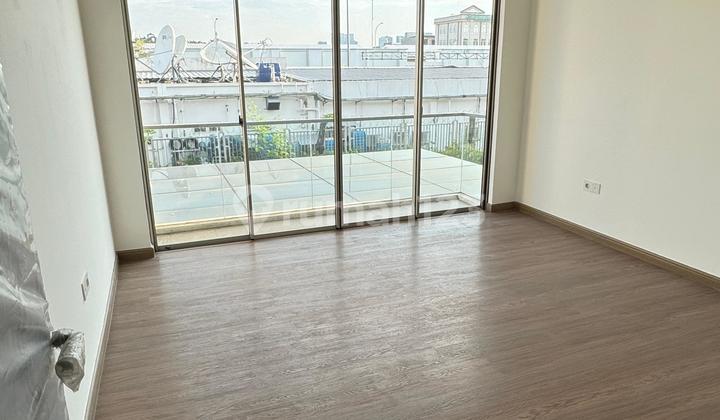 For Sale - 2.5 Story House Golf Island Size 10X20m2 2