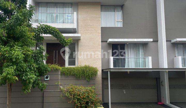 Dijual - Rumah Golf Island Pik 240M2[12X20] HGB