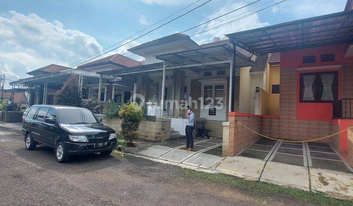Rumah Lelang Bri, Sukaraja, Sukabumi 2