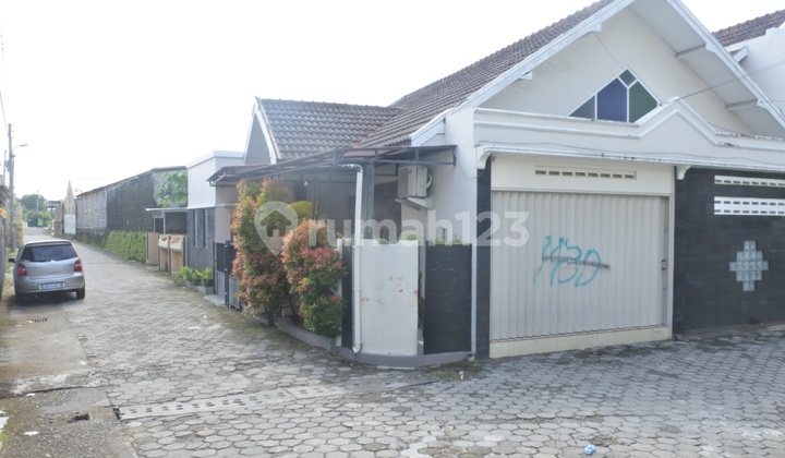 Rumah Lelang Bri, Bantul, 5