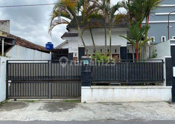Rumah Lelang Bri, Depok, Sleman 4