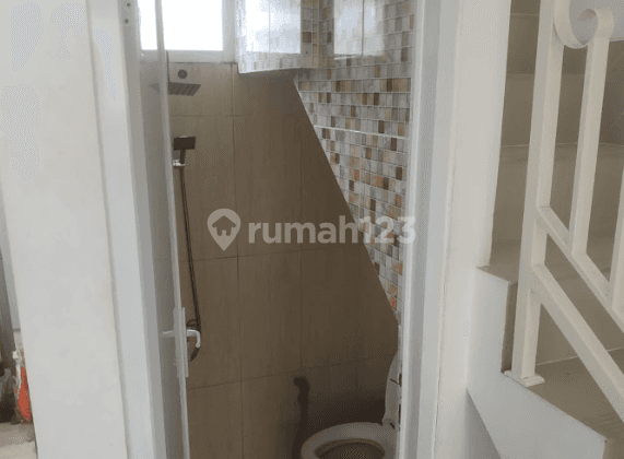 Rumah Lelang Bri, Beji, Depok 2