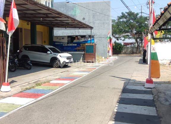 Bangunan Rumah Tinggal di Jalan Medoho Kota Semarang 2