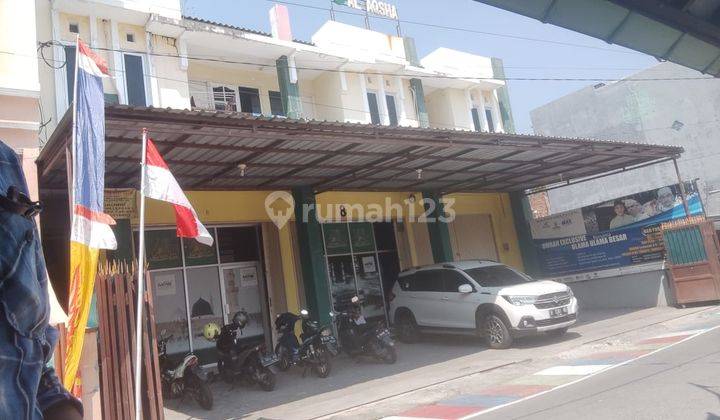 Bangunan Rumah Tinggal di Jalan Medoho Kota Semarang 2