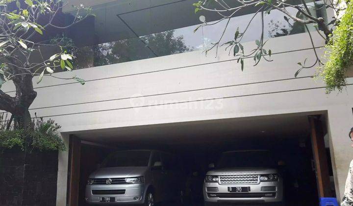 Rumah Murah Aset BRI Menteng, Jakarta Pusat 1