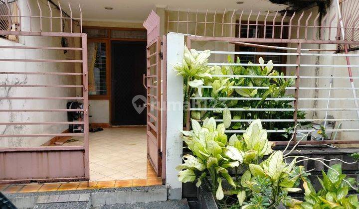 Dijual cepat rumah di tomang, lokasi strategis jarang ada 1