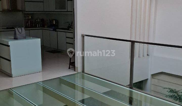 Rumah jelambar bagus siap huni bisa untuk kantor dan tempat usaha 2