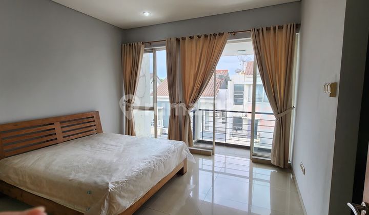 Rumah Cantik Siap Huni Area Pik di Taman Grisenda Hadap Utara Jarang Ada 2