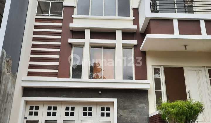 Disewakan Rumah Siap Huni Lokasi Strategis Dekat Tol,Mall, Rs dan Freshmarket
