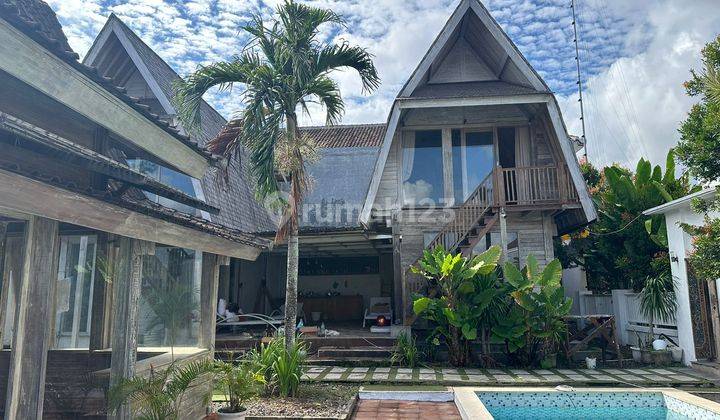 Leasehold Villa 4 Bedrooms At Canggu Kuta