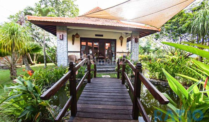 For Sale A Charming Villa 4 Bedrooms In Blah Batu Pering Village  1