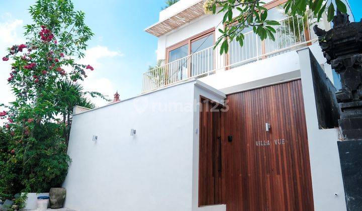 Leasehold Villa 4 Bedroom Ricefield View At Pererenan Canggu 1