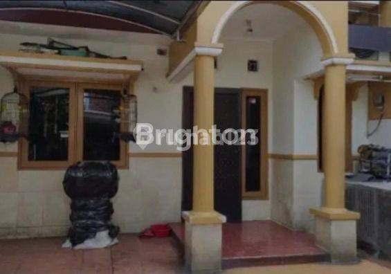 RUMAH TAMAN PONDOK INDAH KONDISI TERAWAT FULL BANGUNAN 2