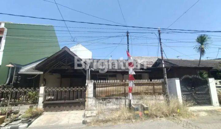 RUMAH DARMO HARAPAN INDAH BANGUNAN LAMA PERLU RENOVASI 1