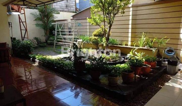 RUMAH GAYUNG KEBONSARI ADA TAMAN DEPAN BELAKANG TANG TERAWAT 2