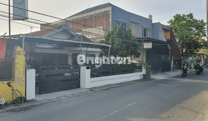 * RUMAH 0 JALAN RAYA JAMBANGAN,FURNISHED* 2