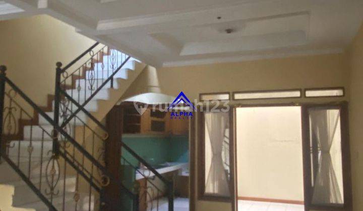 Disewakan Rumah 2 Lantai di Kawasan Arcamanik Kota Bandung 7