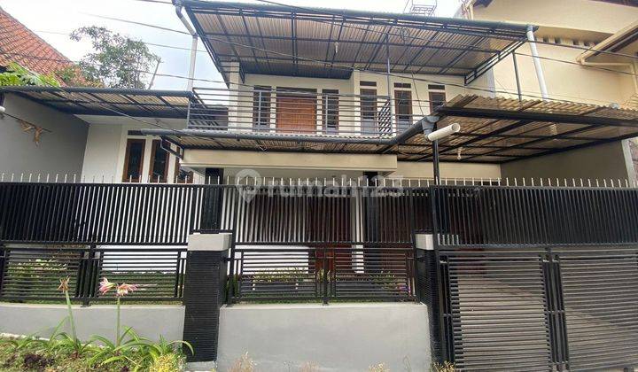 Rumah Siap Huni Minimalis Dalam Komplek Kawasan Setiabudi Bandung  1