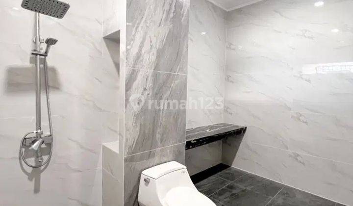 Rumah Minimalis Luxuary Siap Huni Dalam Komplek Batununggal Bandung 2