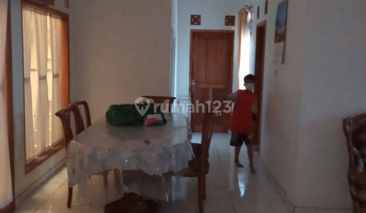 Disewakan Rumah 2 Lantai Besar Daerah Lembang Bandung Barat 7