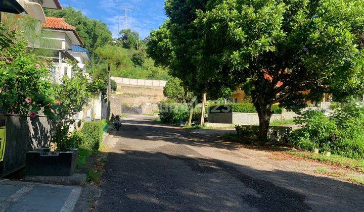 Rumah Komplek Modern Edisi Bu Nego Tega di Ciwaruga Bandung 2