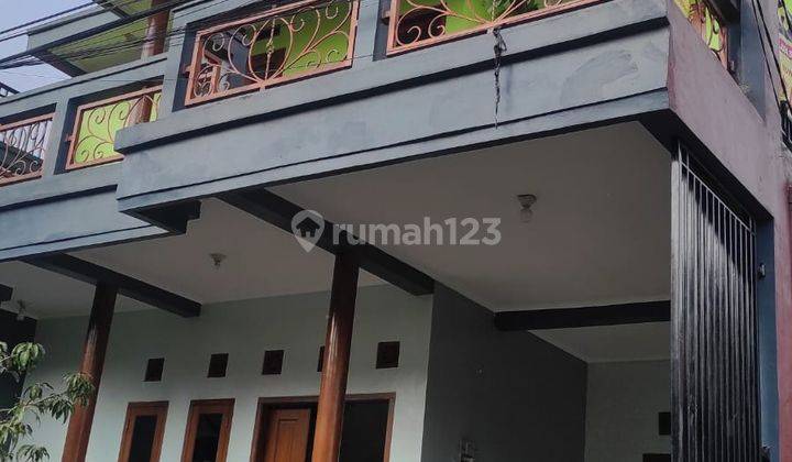 Dijual Rumah Murah 3 Lantai Furnished di Cihanjuang Cimahi Utara 1