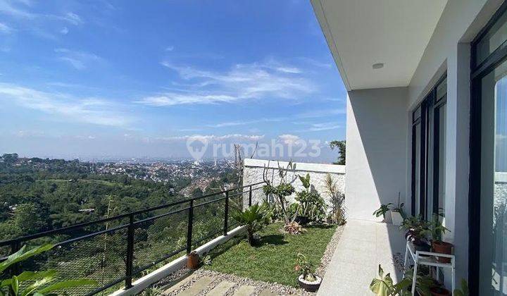 Dijual Rumah Modern Vibes Hollywood di Ciumbeluit Bandung Kota 2