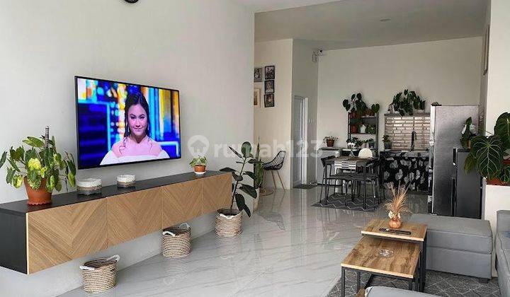 Dijual Rumah Modern Vibes Hollywood di Ciumbeluit Bandung Kota 2