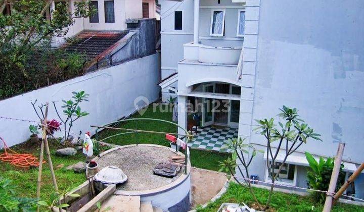 Dijual Rumah Modern Luas di Komplek Setiabudi Regency Bandung 2