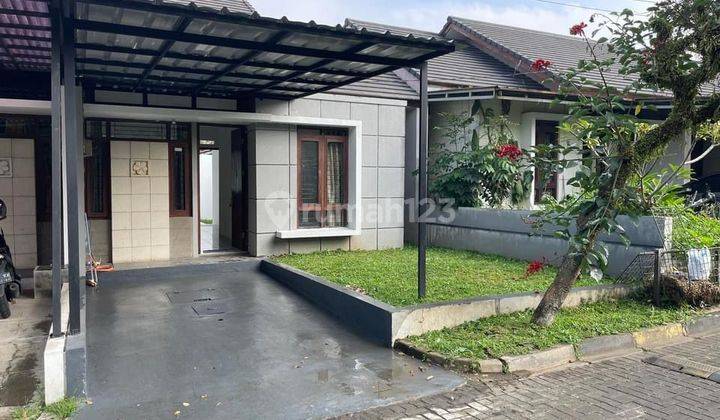 Dijual Rumah Bagus di Komplek Istana Gardenia Regency Kota Cimahi 1