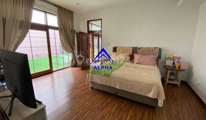 Dijual Rumah Klasik Besar Dan Luas di Setrasari Indah Bandung 2