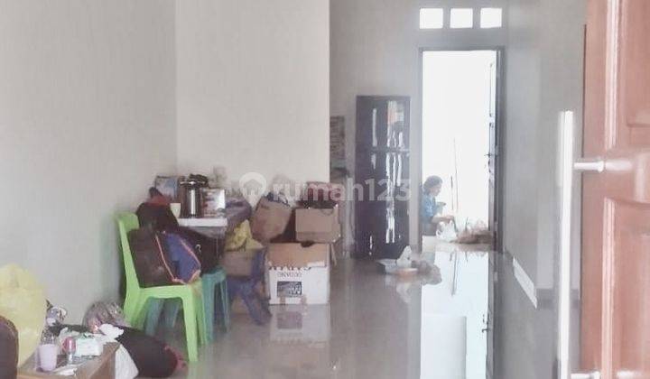 Rumah 2 Lantai Sumur Batu, Bagus Dan Rapi Dijual Cepat 2