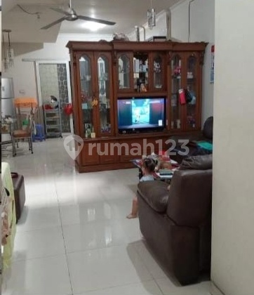 Dijual Rumah 3 Lantai Luas 138m Tambora Jakbar (tt)