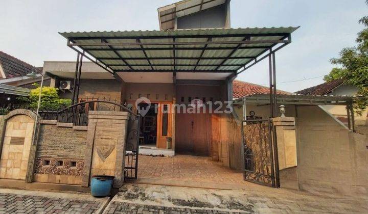 RUMAH KOMPLEKS FURNISHED SIAP HUNI DI MAJAPAHIT 2 LANTAI BAGUS SHM BARAT DAYA 1