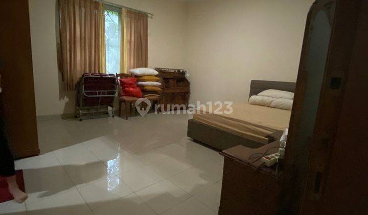 Villa Super Luas Bagus Furnished SHM di Villa Cisarua, Bandung 16