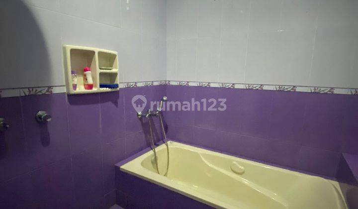 Villa Super Luas Bagus Furnished SHM di Villa Cisarua, Bandung 19
