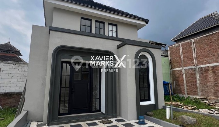 For Sale American Modern Minimalist House in Sukun, Malang City 2