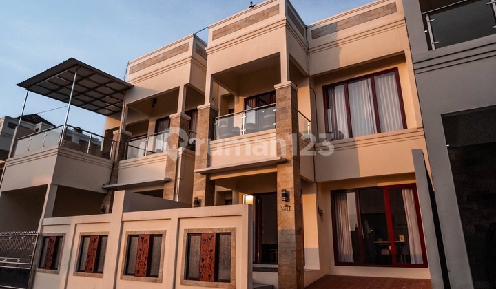 Dijual Villa Aestetik Full Furnish Selangkah Dari Wisata Batu