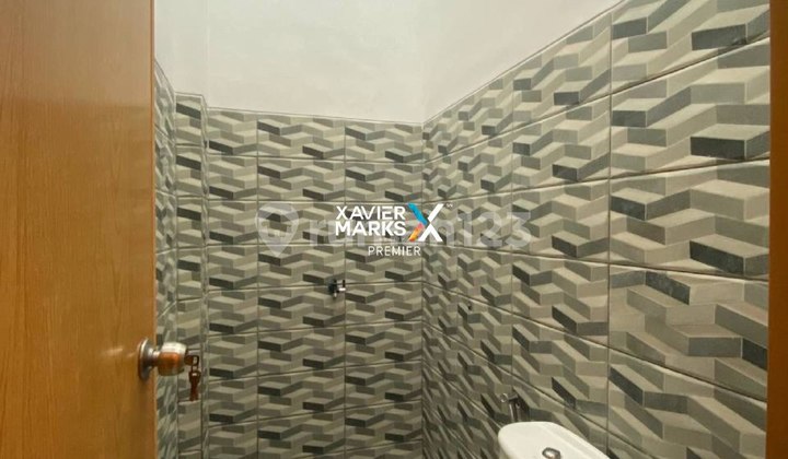 Rumah Bagus Baru, Dekat Kampus Um 2 Dan Exit Tol Sawojajar 2