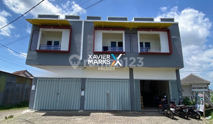 For Quick Sale 2-Storey Shophouse by Main Road Suitable for Business