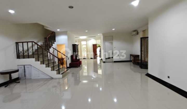 Disewakan Rumah Kirana Kelapa Gading Jakarta Utara