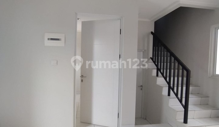 sell ready-to-occupy house at an affordable price in summarecon east bandung 2
