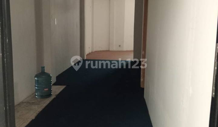 For Rent: Mid-City Shop House in Kebonjati, Bandung 2