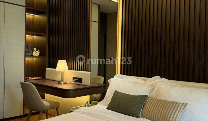 Rumah Luas Modern Lux Furnished di Kota Baru Parahyangan 1