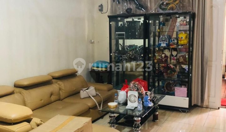 dijual rumah siap huni lokasi tengah kota sayap Sudirman Bandung 1