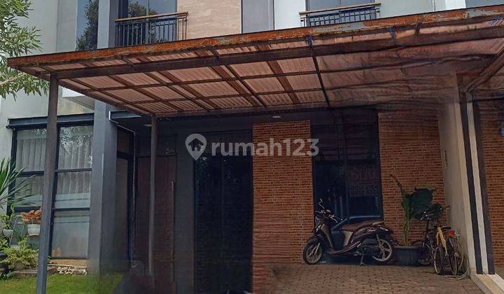 Rumah View Danau Harga Wajar Nego di Kota Baru Parahyangan 1